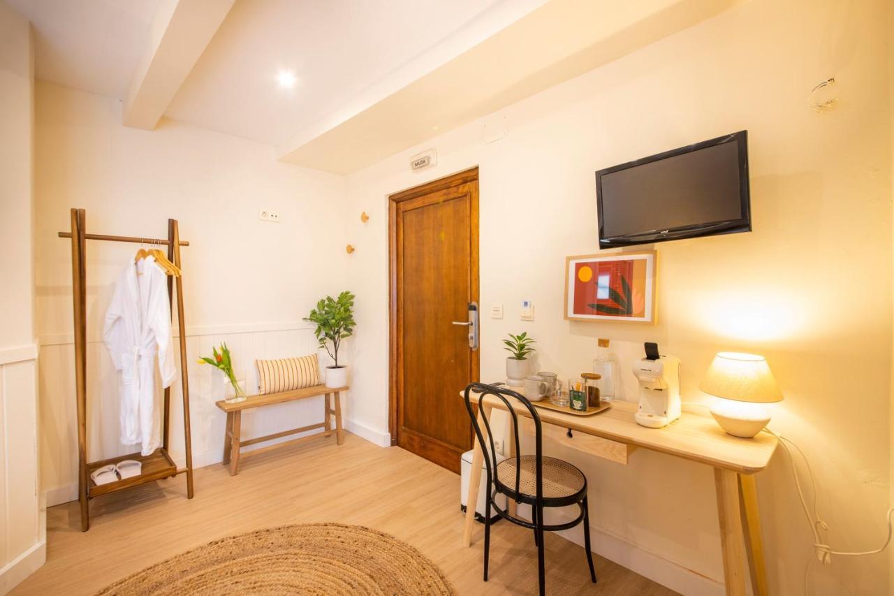 Hotel Donosti Сан Себастиан Екстериор снимка