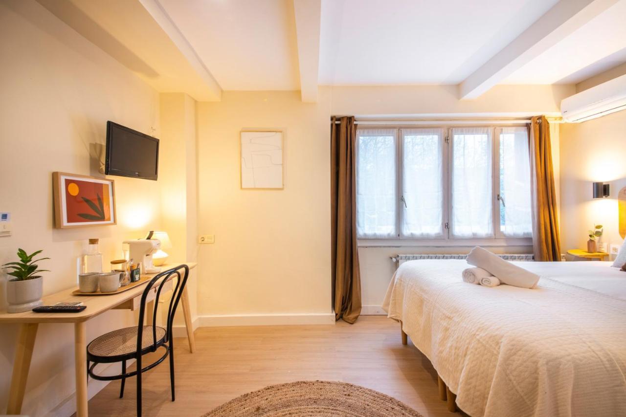 Hotel Donosti Сан Себастиан Екстериор снимка